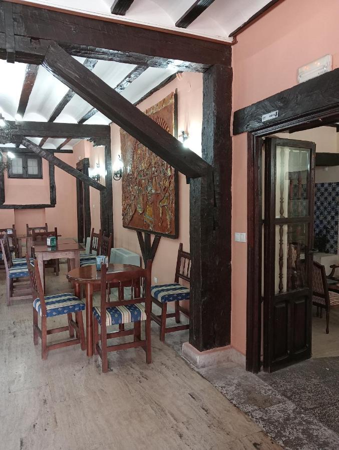 קובארוביאס Hotel Nuevo Arlanza מראה חיצוני תמונה