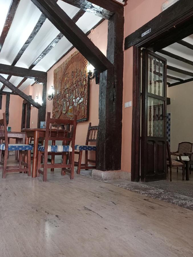 קובארוביאס Hotel Nuevo Arlanza מראה חיצוני תמונה