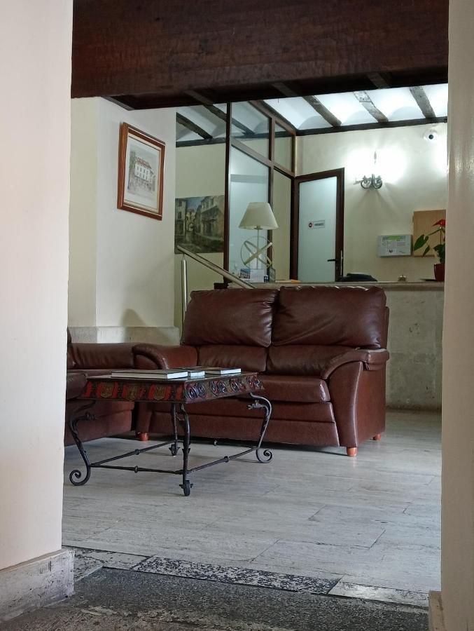 קובארוביאס Hotel Nuevo Arlanza מראה חיצוני תמונה