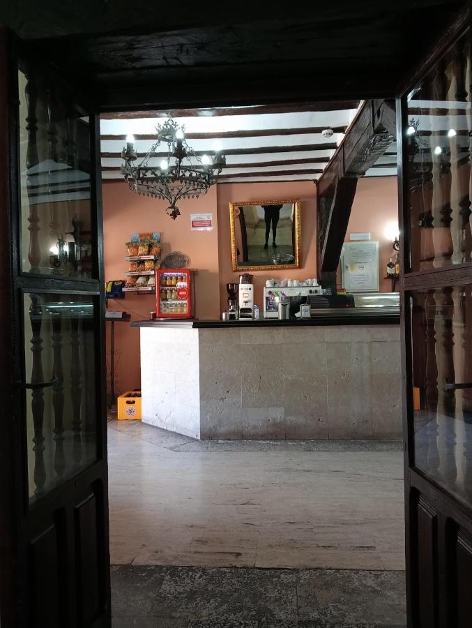 קובארוביאס Hotel Nuevo Arlanza מראה חיצוני תמונה