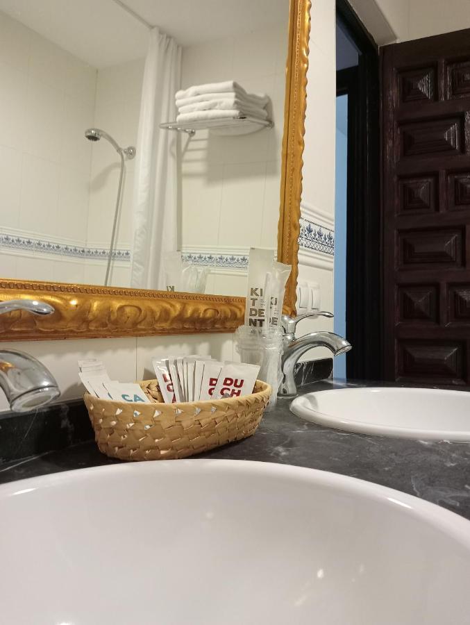 קובארוביאס Hotel Nuevo Arlanza מראה חיצוני תמונה