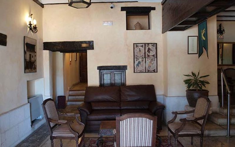 קובארוביאס Hotel Nuevo Arlanza מראה חיצוני תמונה