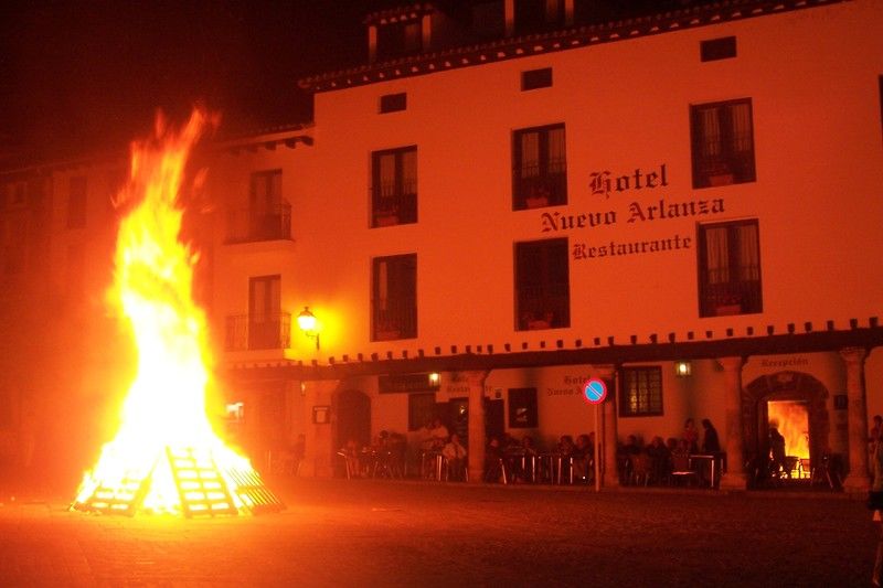 קובארוביאס Hotel Nuevo Arlanza מראה חיצוני תמונה