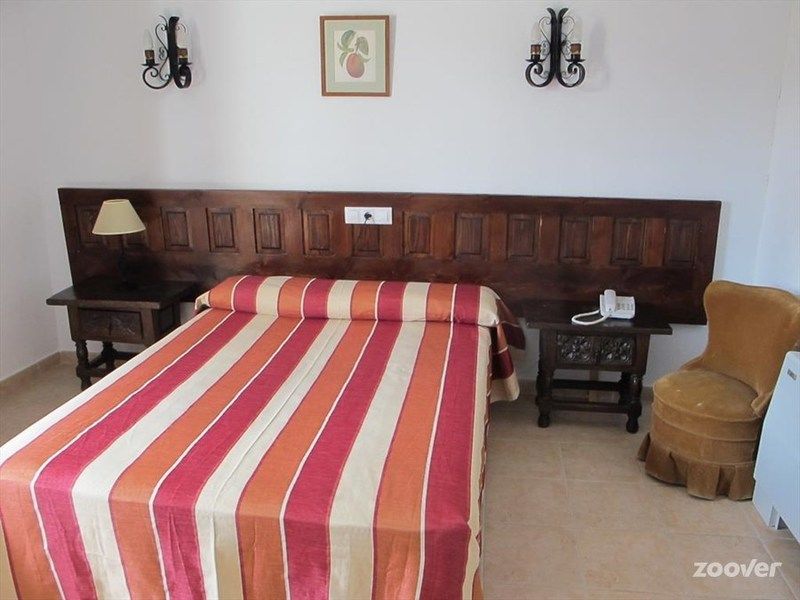 קובארוביאס Hotel Nuevo Arlanza מראה חיצוני תמונה