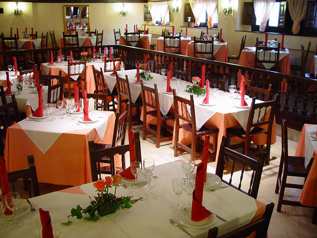 קובארוביאס Hotel Nuevo Arlanza מראה חיצוני תמונה