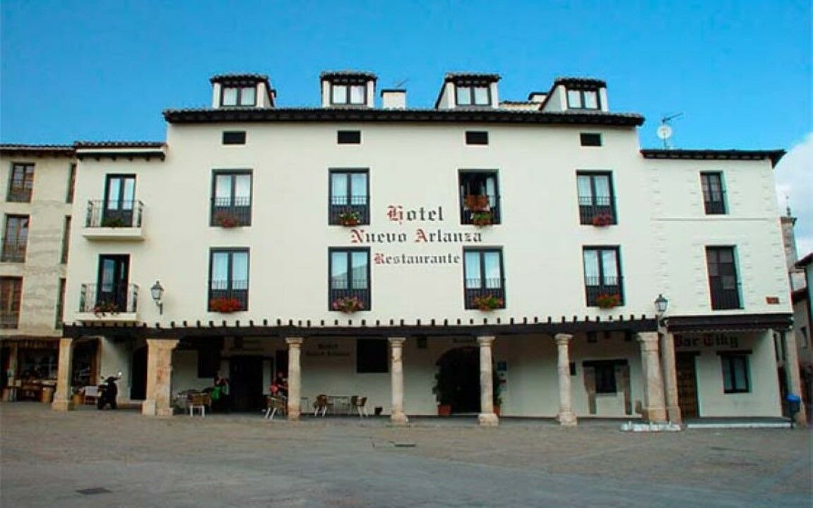 קובארוביאס Hotel Nuevo Arlanza מראה חיצוני תמונה